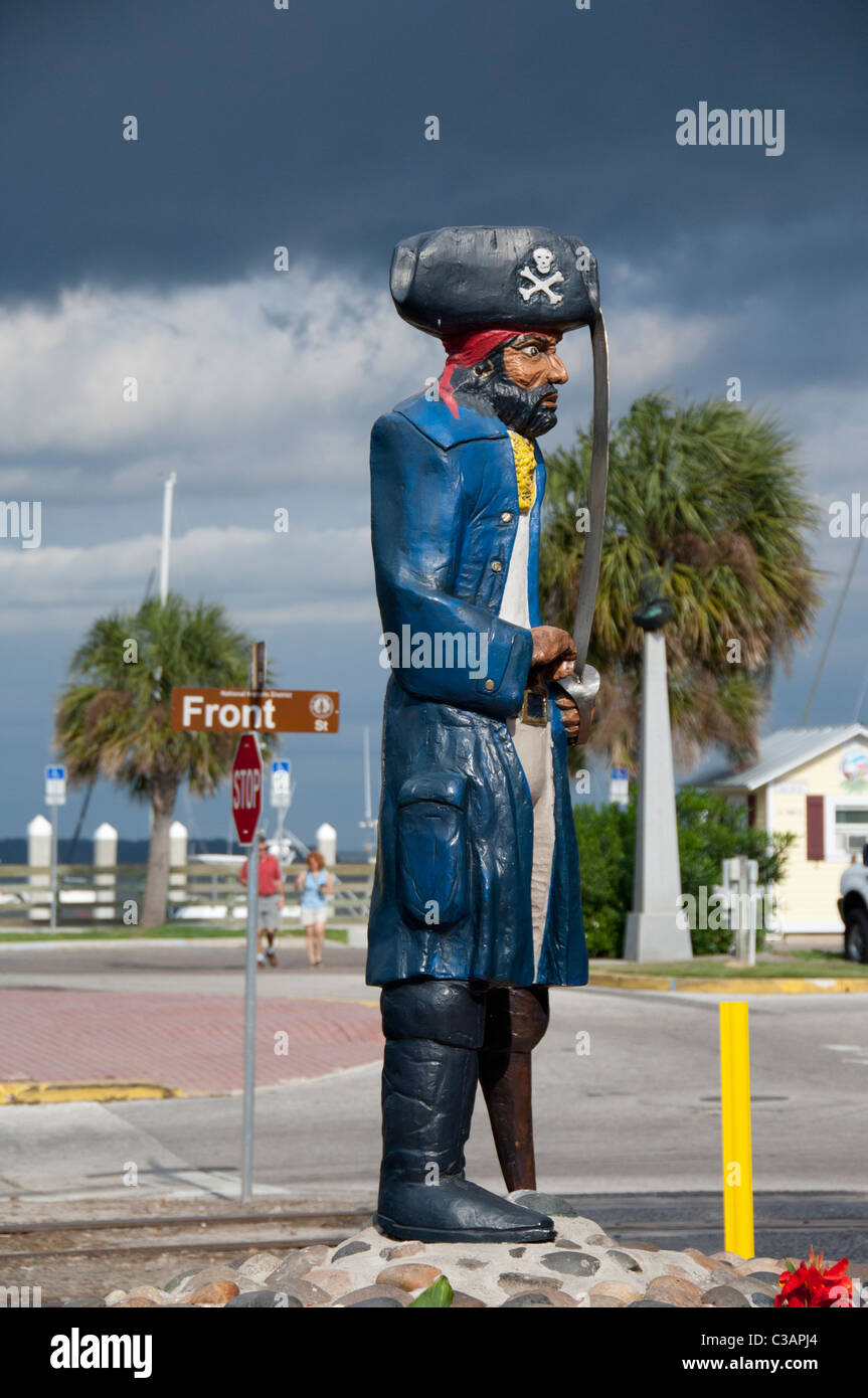 Floride, Amelia Island, Fernandina Beach. Le centre-ville historique, statue pirate. Banque D'Images