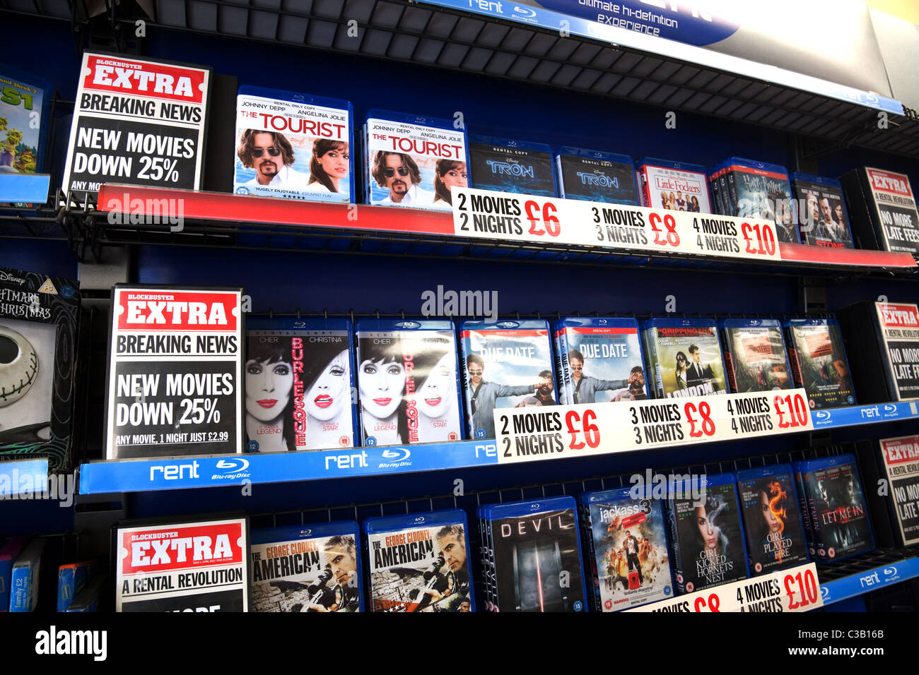 Étagères de DVD films à louer, Blockbuster Video, Wallingford Oxfordshire  Photo Stock - Alamy
