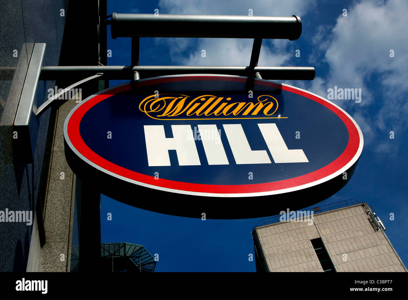 De l'extérieur d'un des bookmakers William Hill Banque D'Images