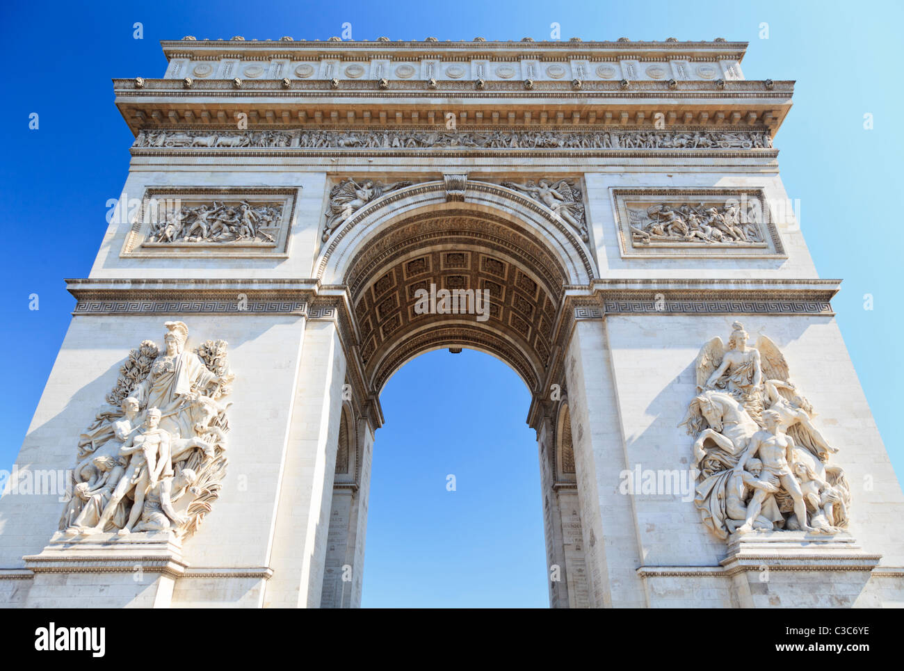 Le monument de l'Arc de Triomphe à Paris Banque D'Images