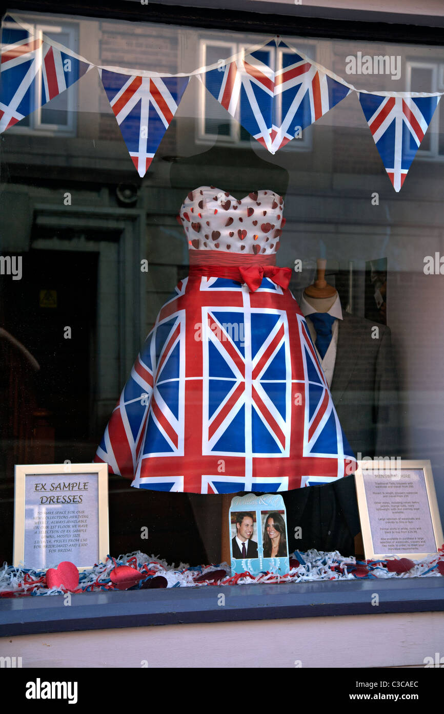 Robe patriotique dans une vitrine de Brighton Banque D'Images