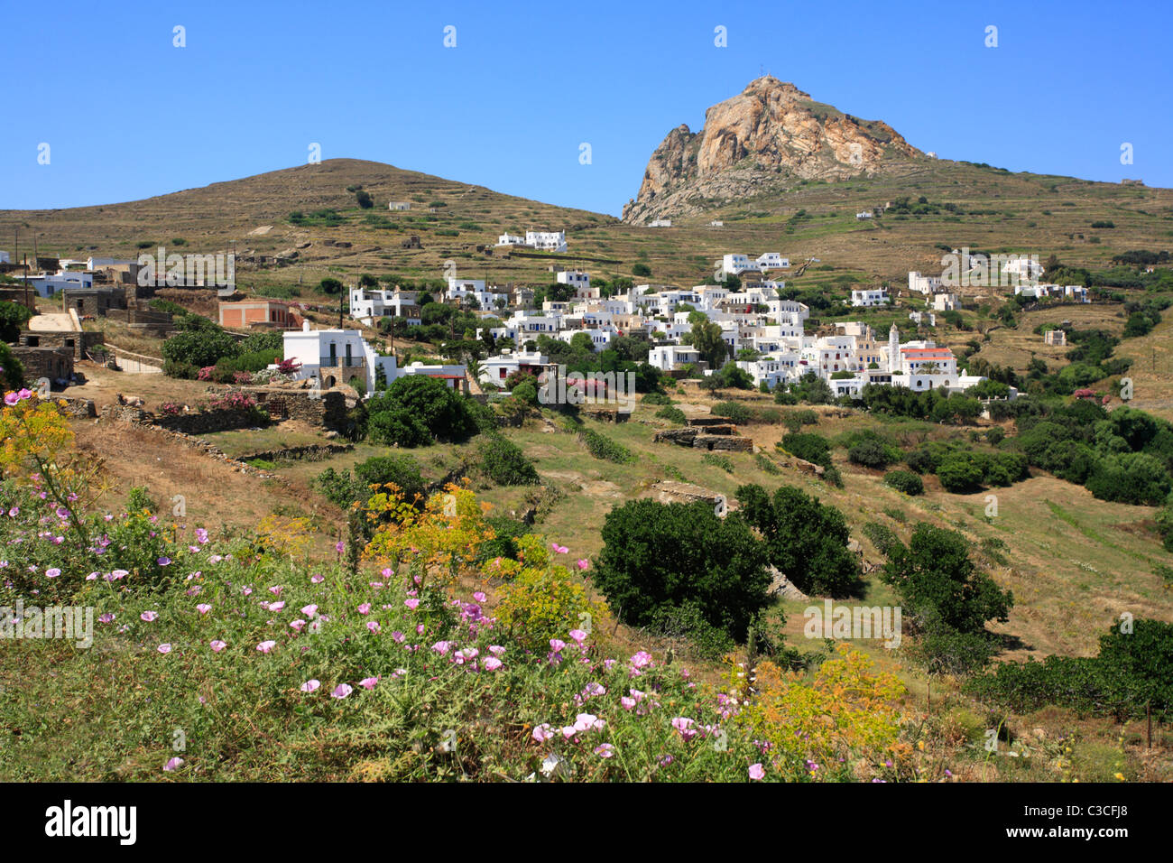 Village de montagne de l'île grecque de Tinos Cyclades Grèce UE Union Européenne Europe Banque D'Images