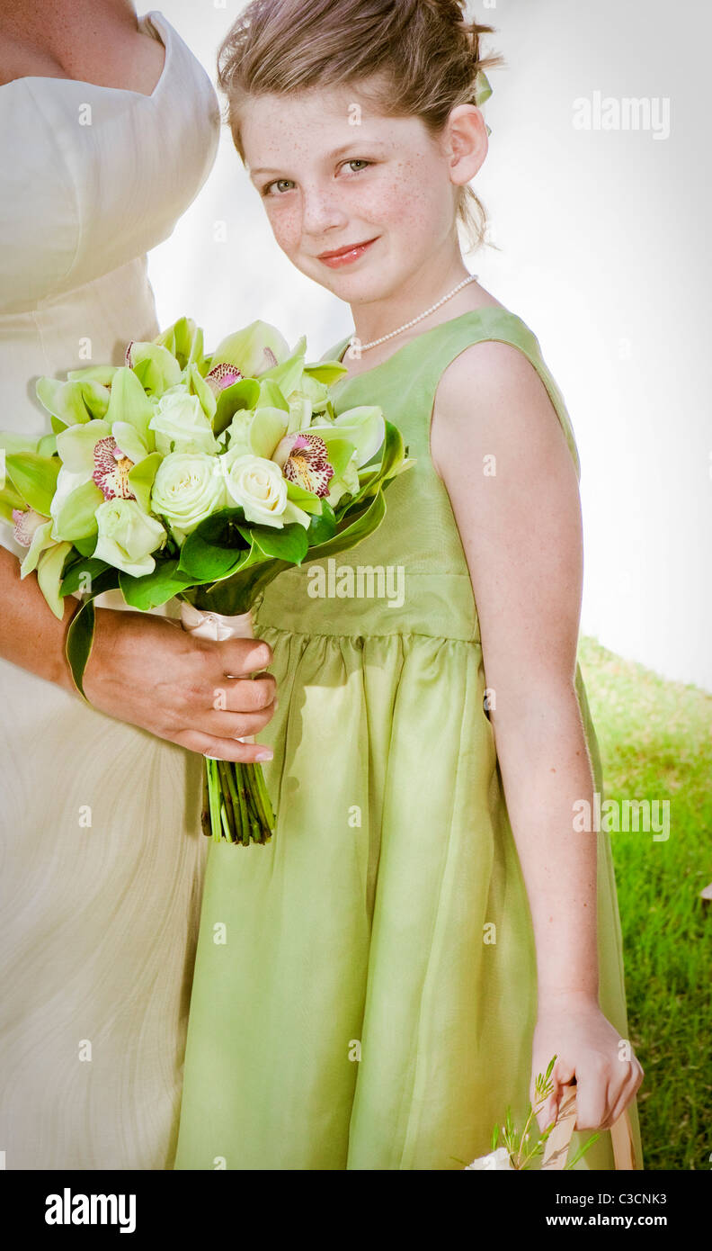 Mariée et la fille de fleur Banque D'Images