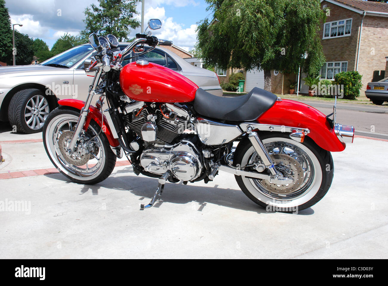 Harley davidson sportster custom 1200 moto Banque de photographies et d ...