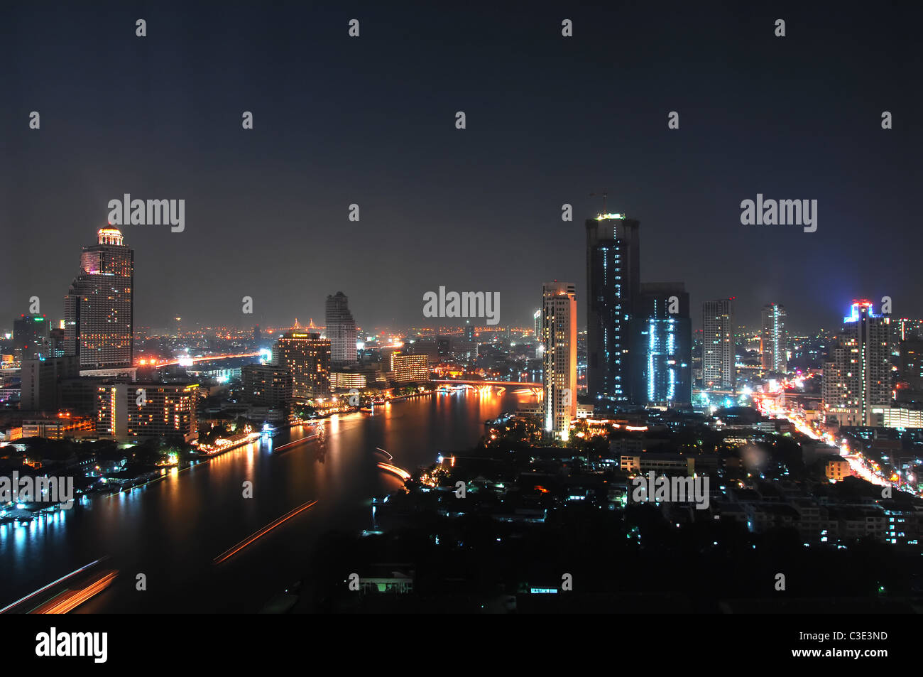 Ciel nocturne de Bangkok Banque D'Images
