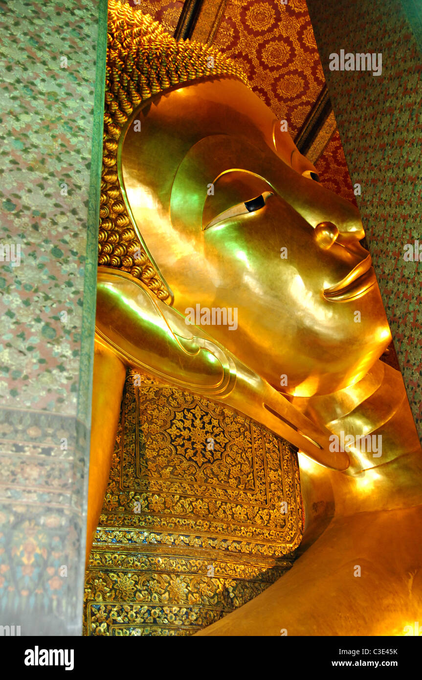 Bouddha couché, Bangkok, Thaïlande Banque D'Images