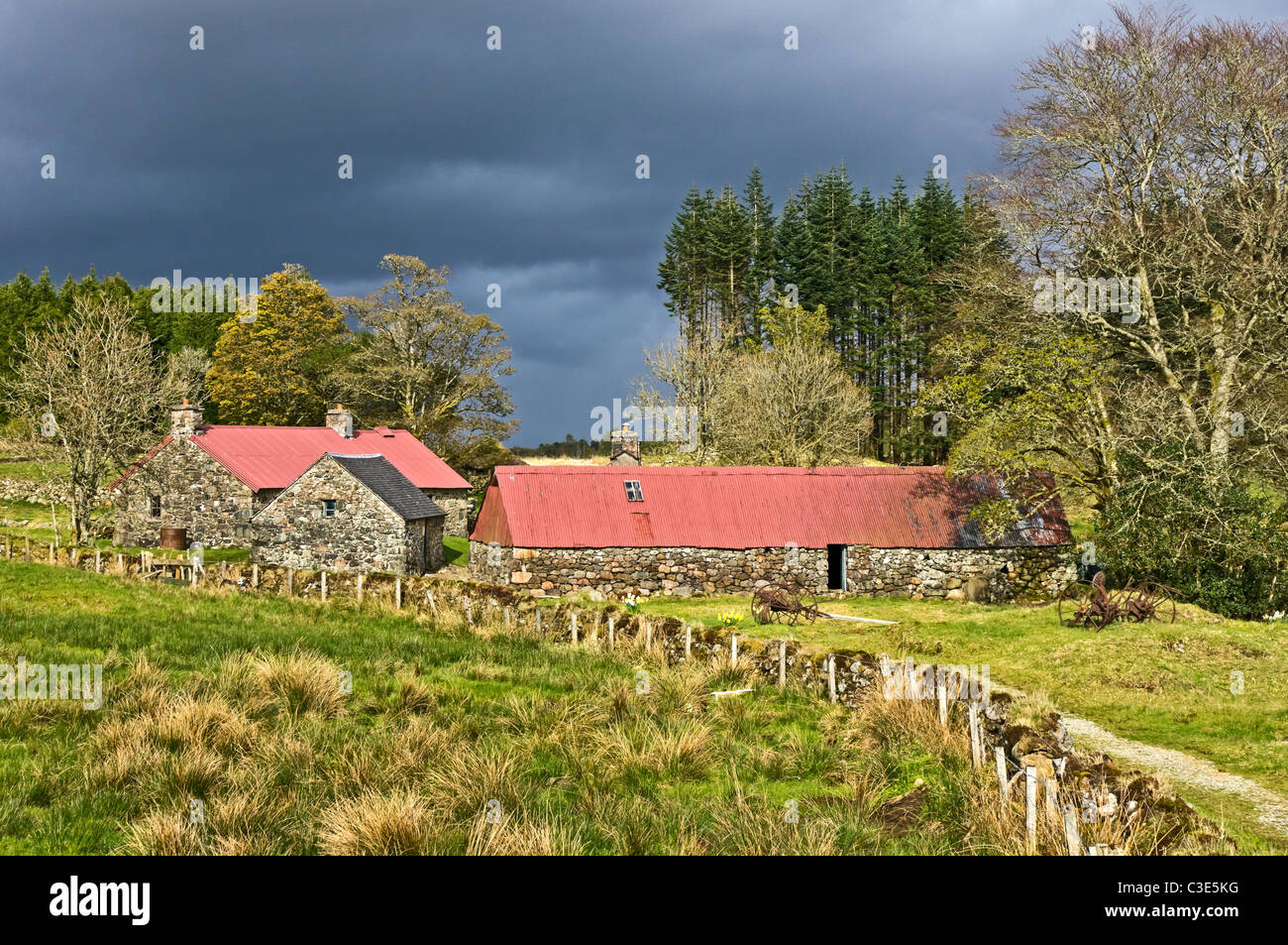 L'étable et de Munro Grange à Auchindrain Township Open Air Museum à Argyll en Écosse Banque D'Images