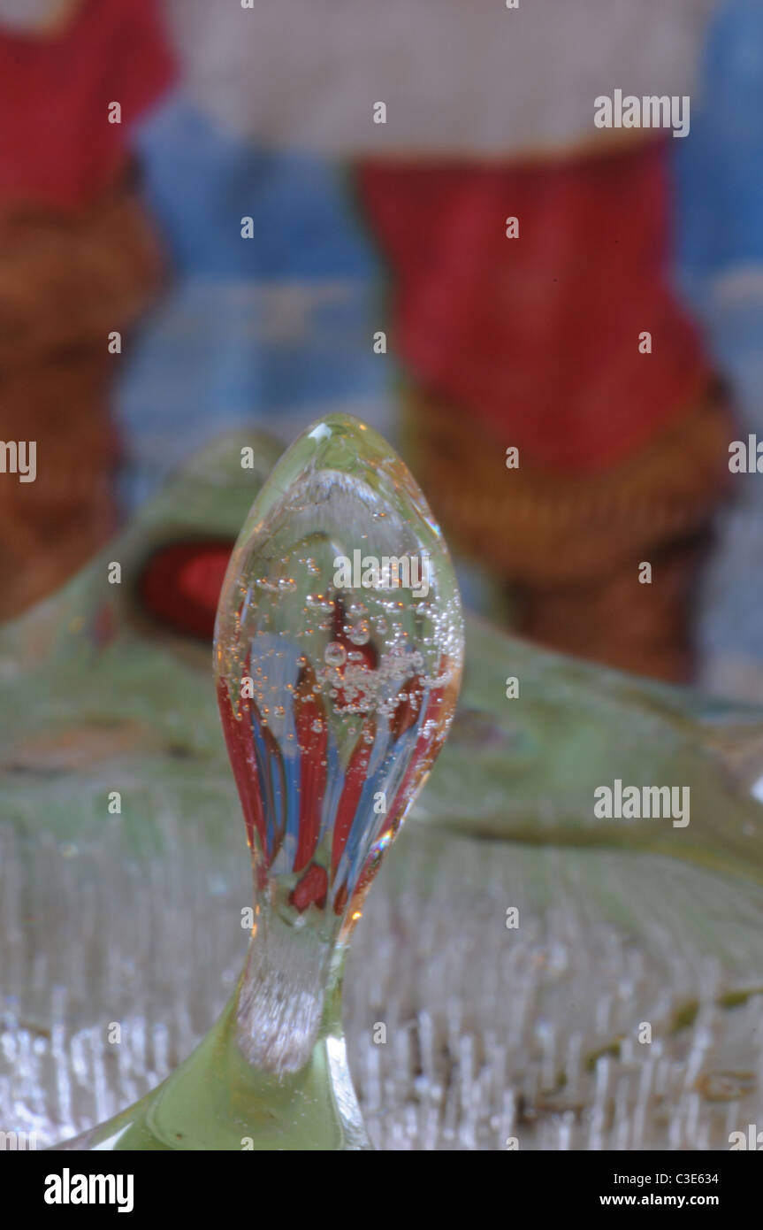 Reflets colorés de la glace en hiver, mélange de glace naturelle fonds de couleur et Banque D'Images