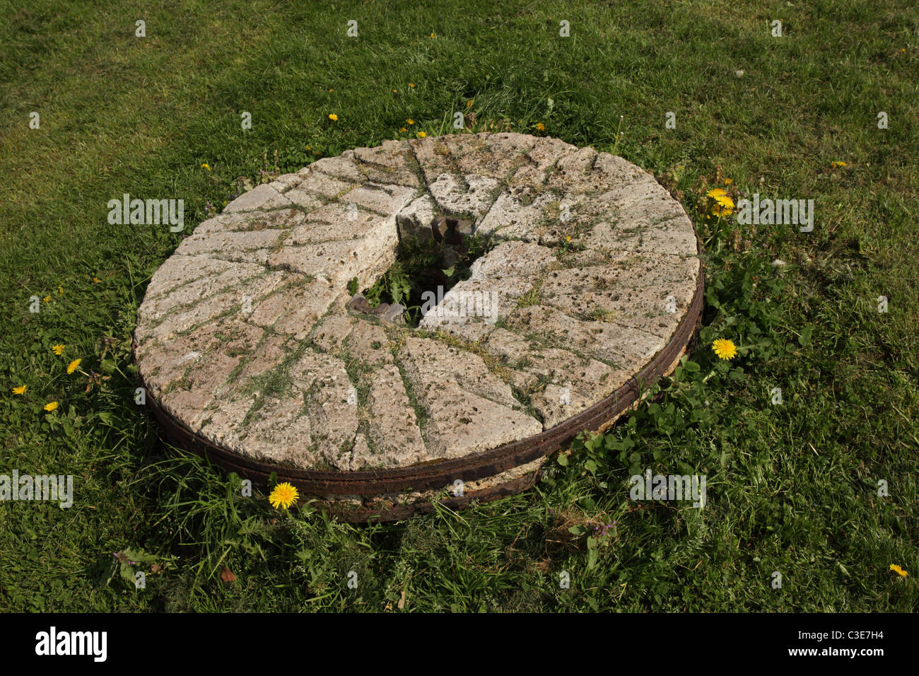 Une pelouse en meulière Banque D'Images
