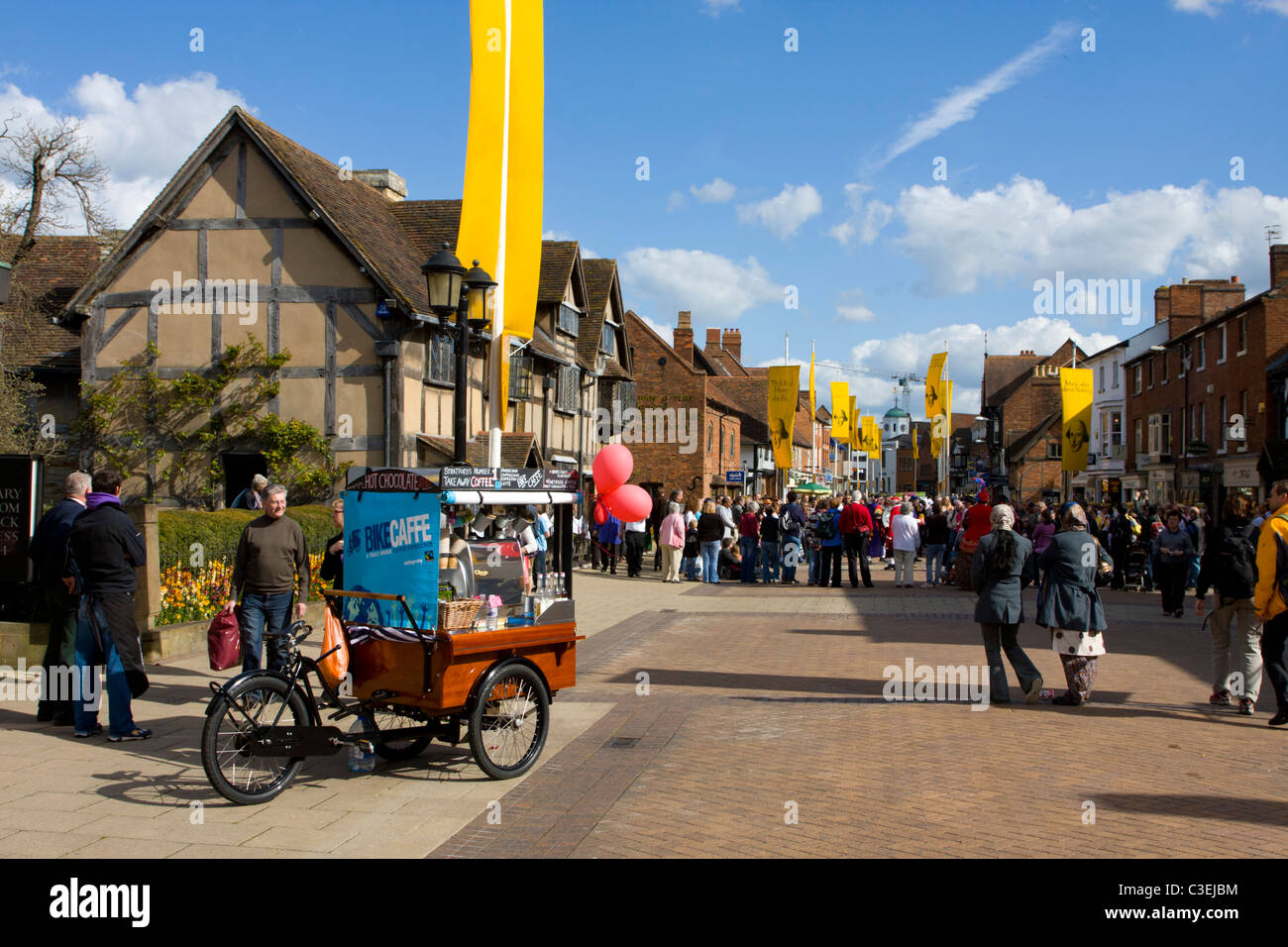 Henley Street et le lieu de naissance de Shakespeare à Stratford-upon-Avon Warwickshire UK Banque D'Images