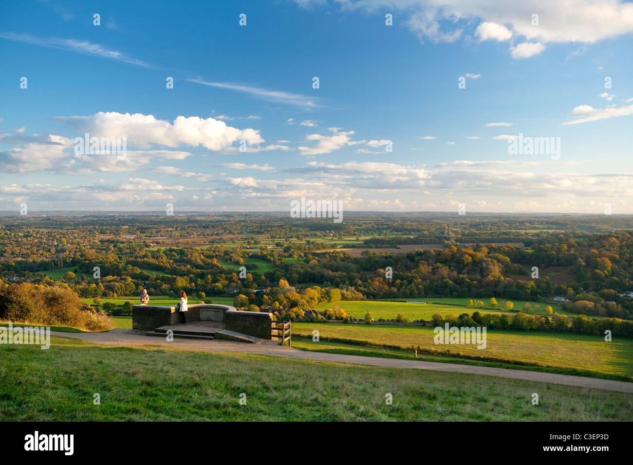 Vue d'automne à partir de Fort Hill viewpoint Dorking Surrey Surrey Hills Angleterre Banque D'Images