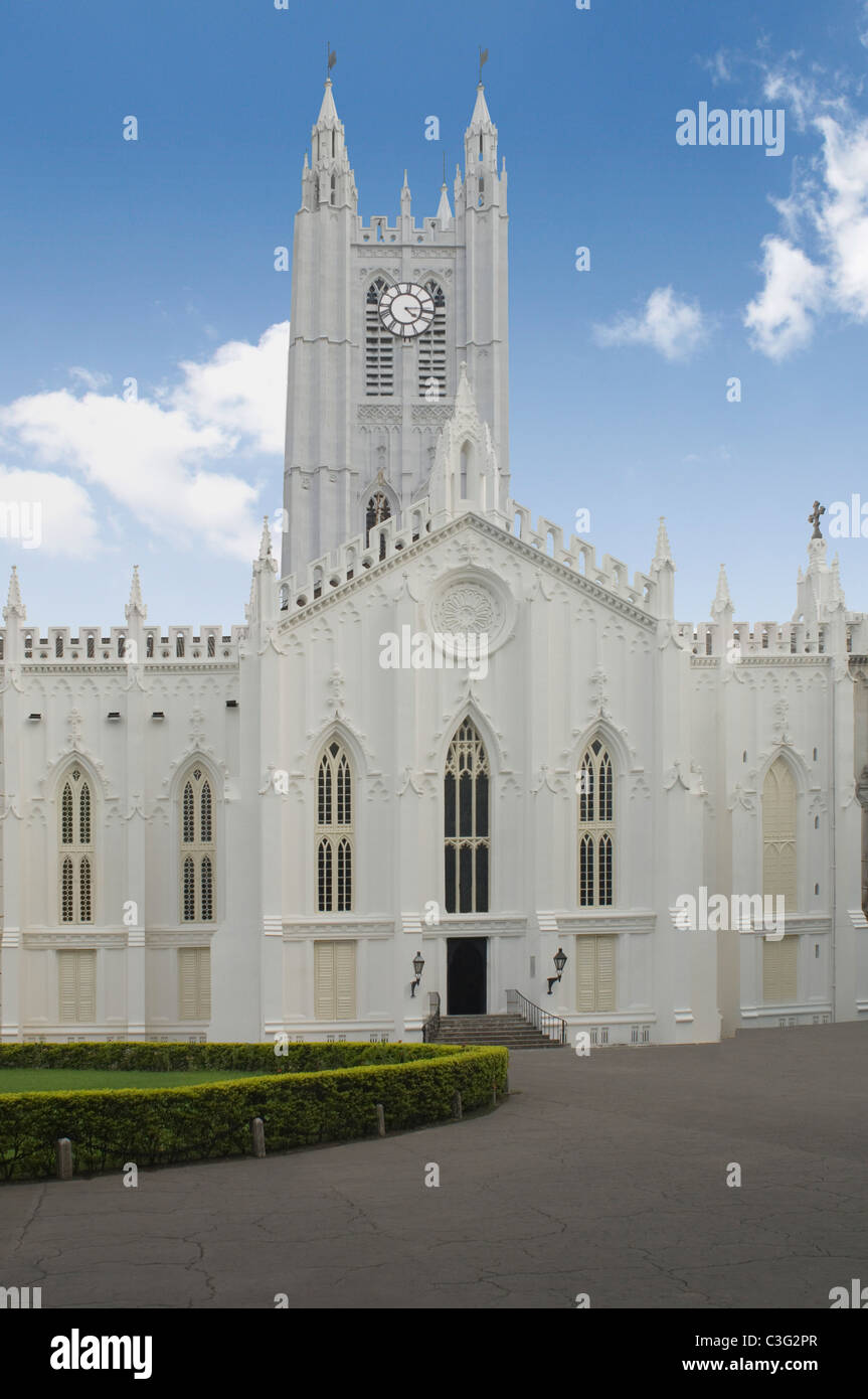 Façade d'une cathédrale, la Cathédrale St Paul, Kolkata, West Bengal, India Banque D'Images