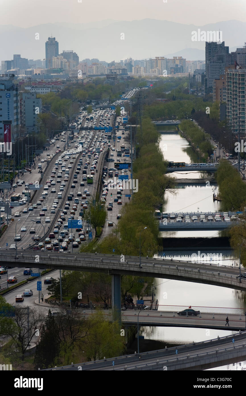 Trafic, Chaoyang District, Beijing, Chine, Asie. Banque D'Images