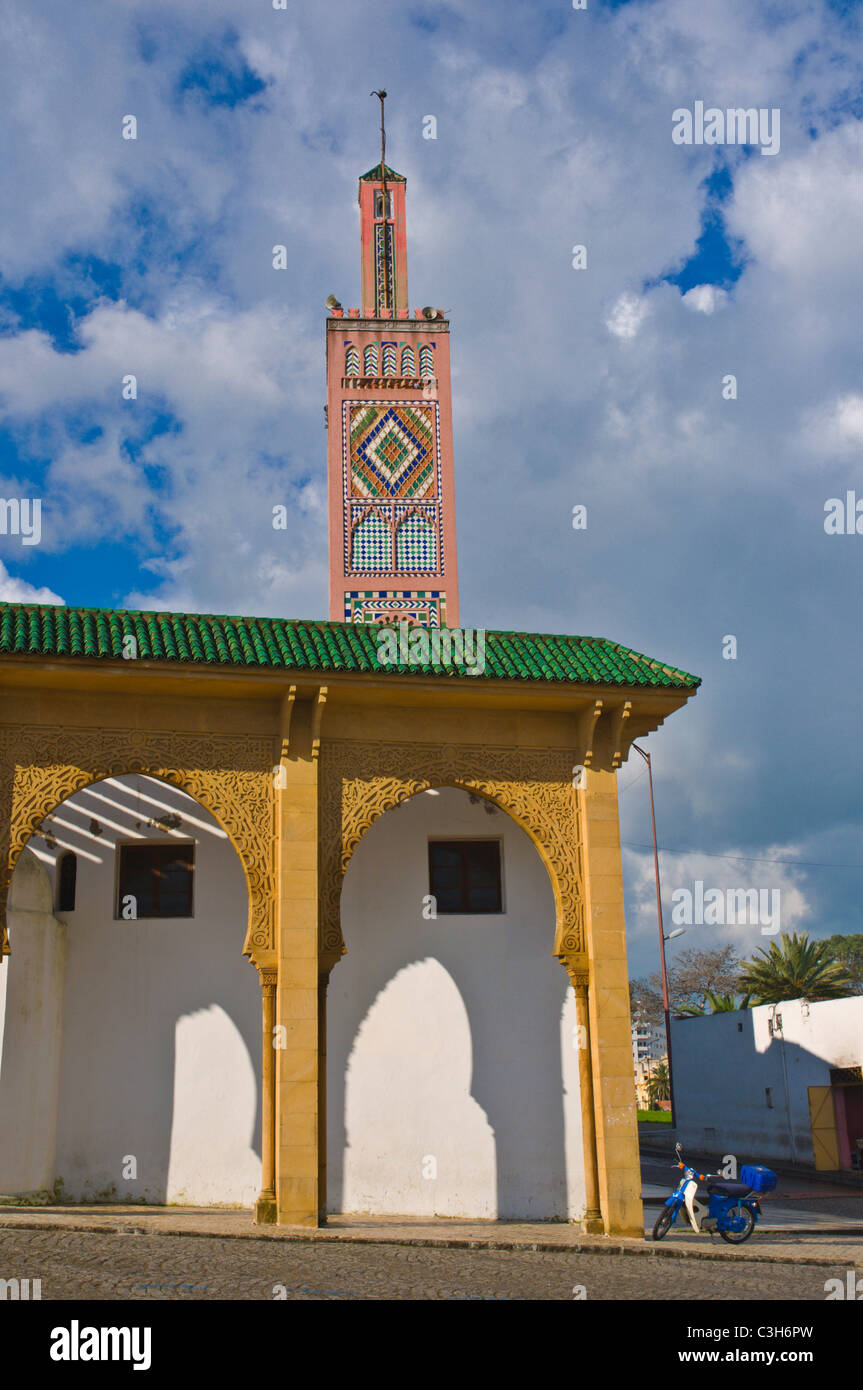 Abid Rabat Mosquée la mosquée Sidi Bou Abid au Grand Socco tanger maroc afrique du ...