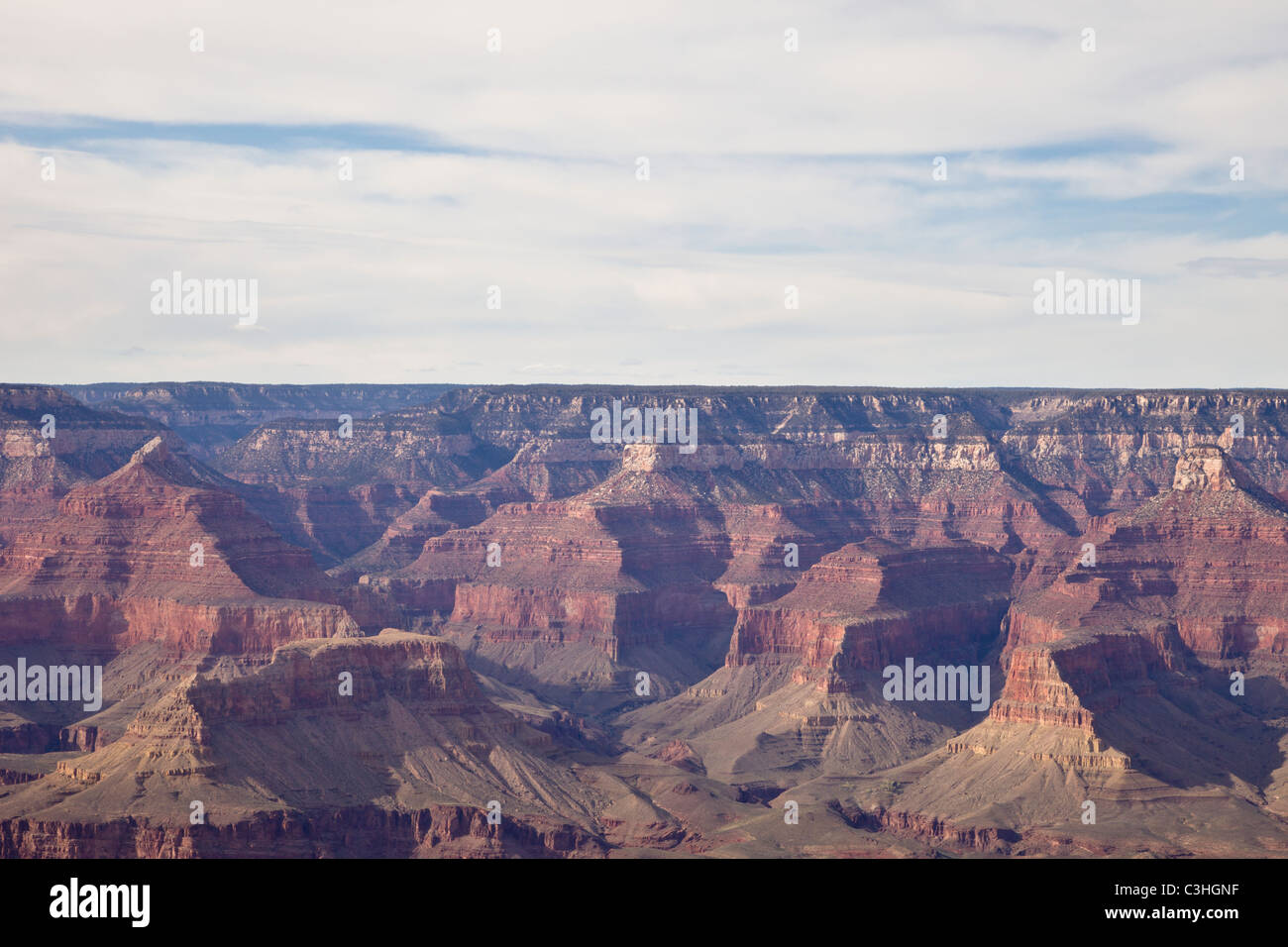 Canyon vue depuis le long de la rive sud du Parc National du Grand Canyon en Arizona, USA. Banque D'Images