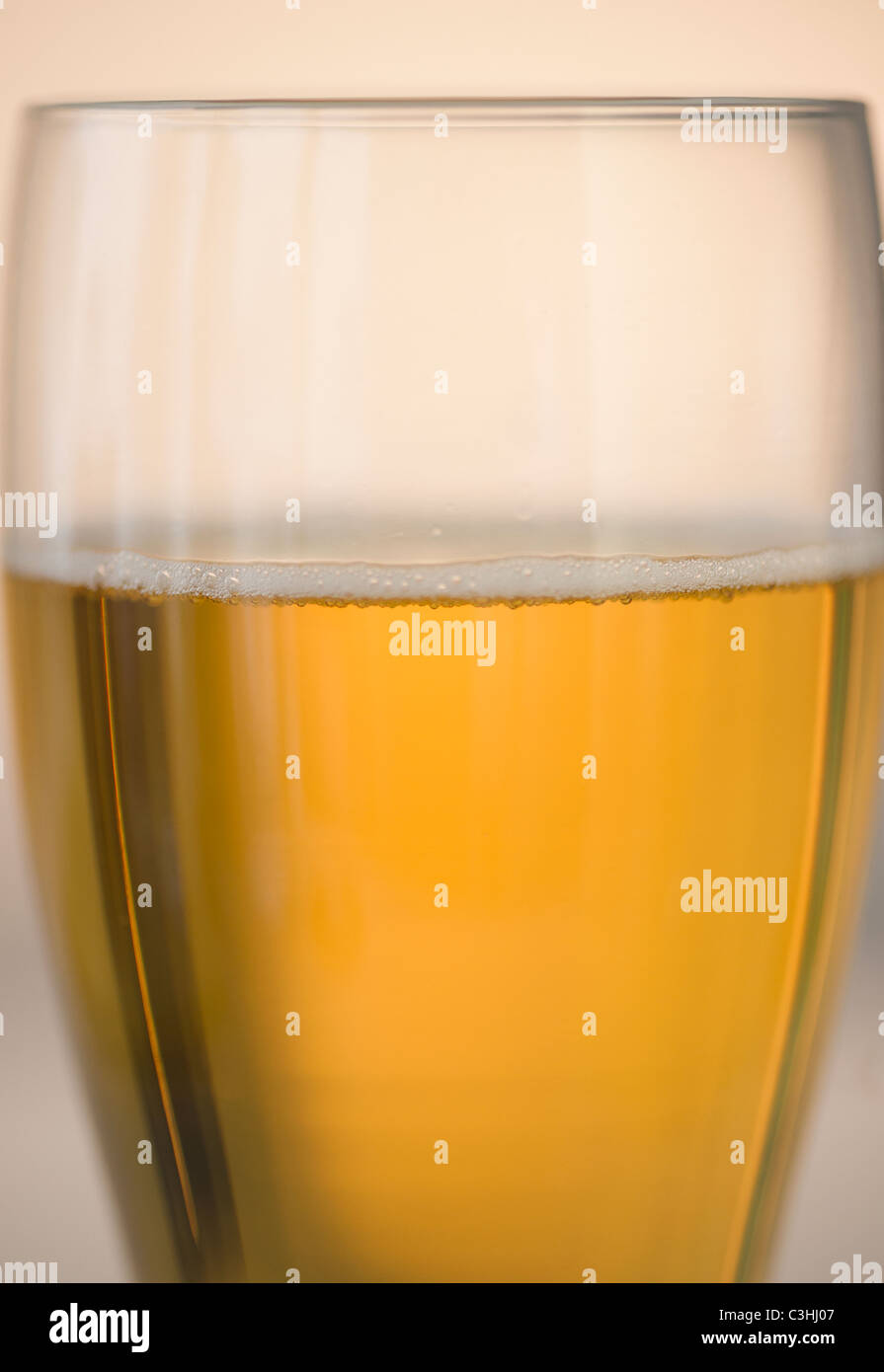 Verre de bière, close-up Banque D'Images