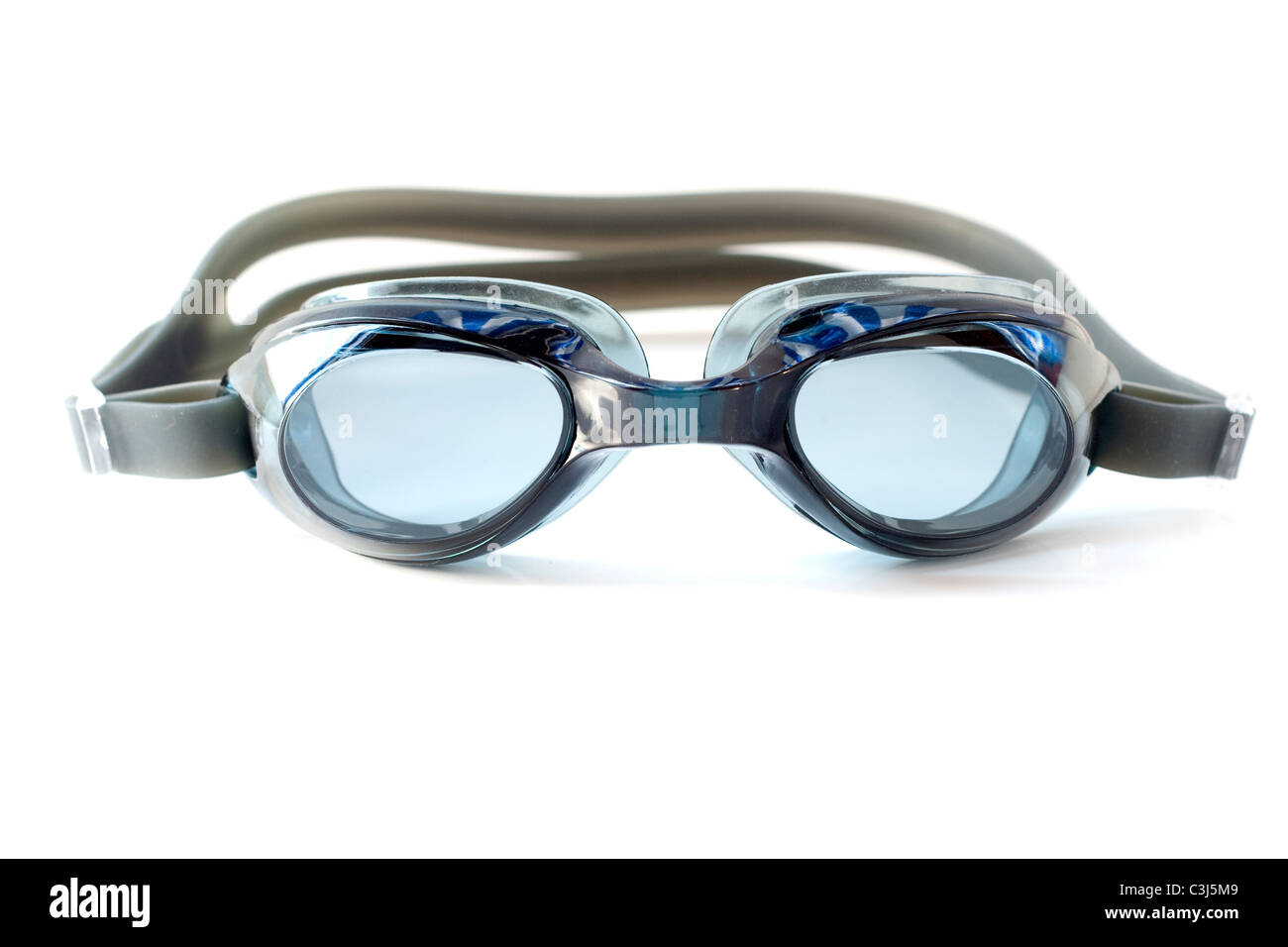 Lunettes de natation sur fond blanc Banque D'Images