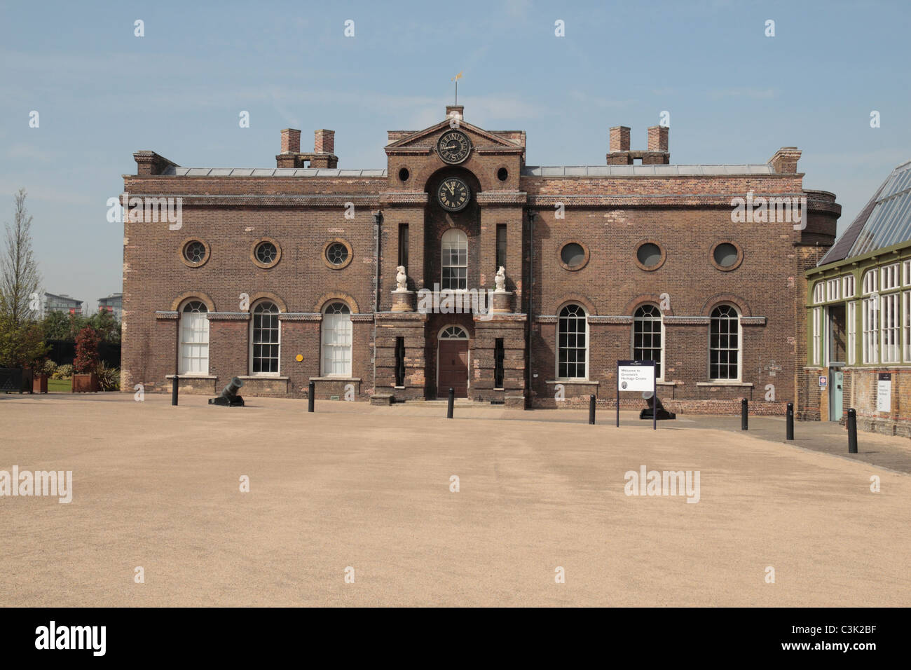 L'ancien bâtiment de l'Académie militaire royale, l'Arsenal Royal, Woolwich, East London, UK. Banque D'Images