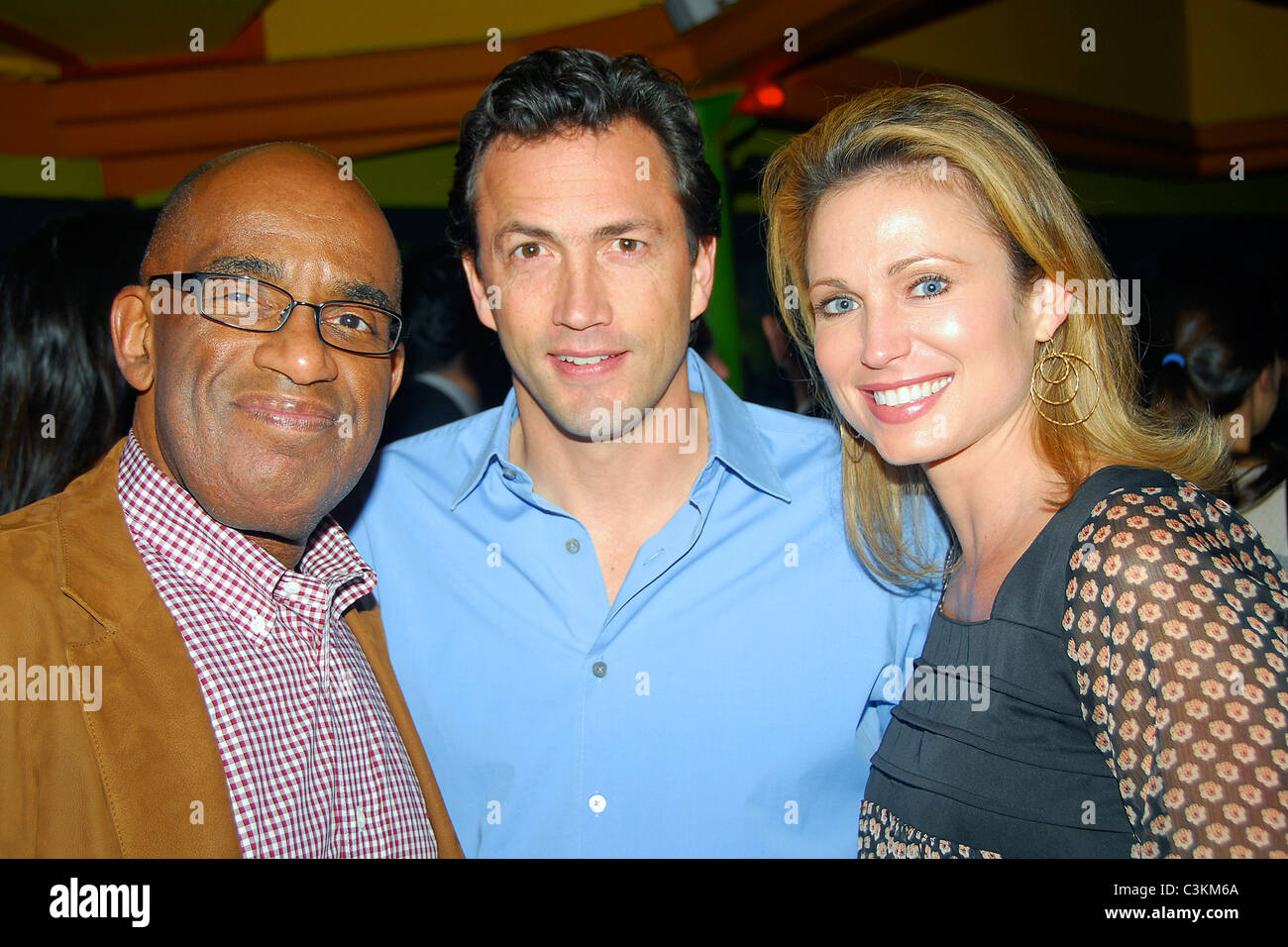 Al Roker, Andrew Shue et des parties à l'occasion de la publication de Al Roker's premier livre de fiction, 'Le Matin Voir les meurtres' Banque D'Images