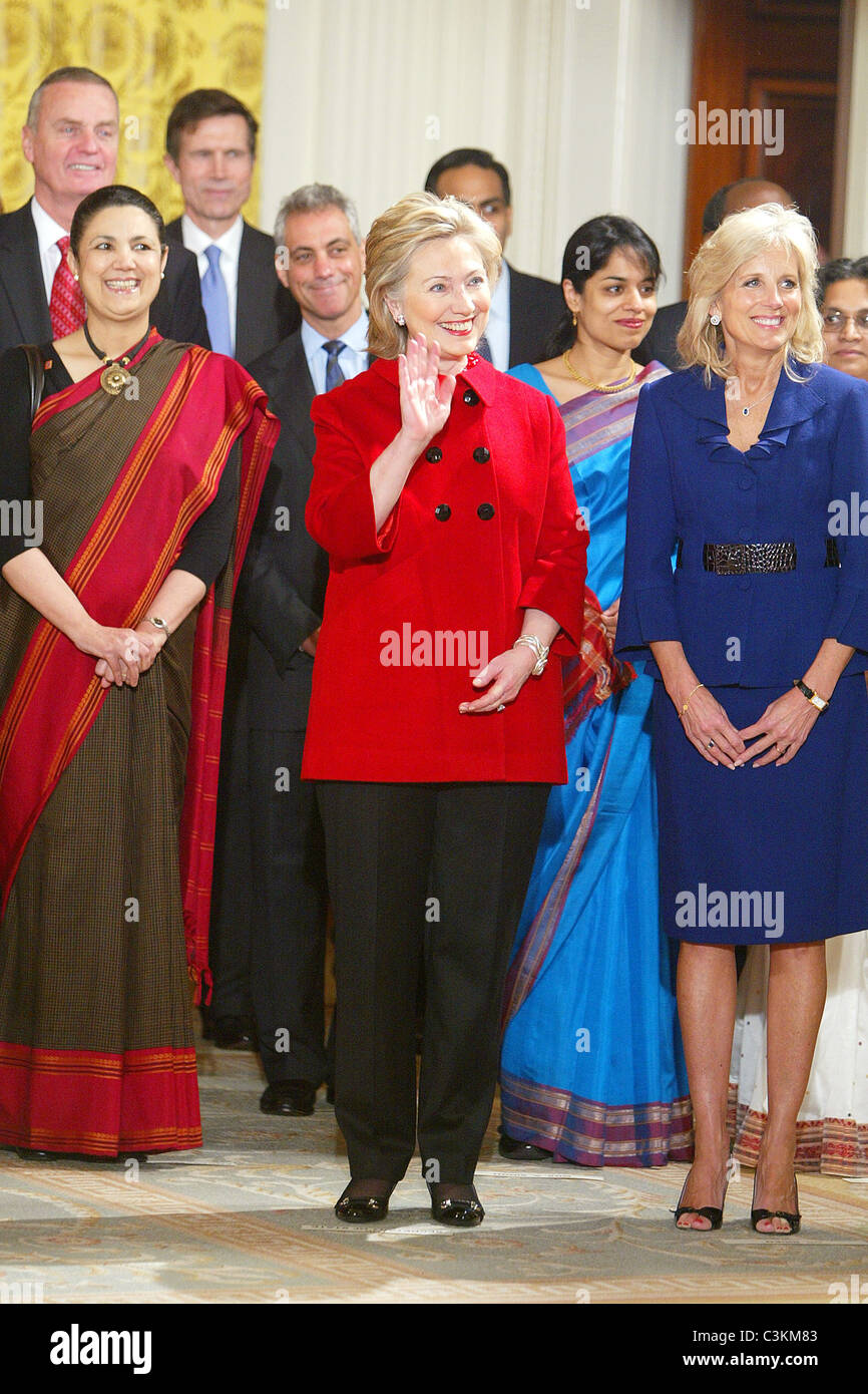 Hillary Clinton à la cérémonie d'accueil pour le premier ministre indien Manmohan Singh et sa femme à la Maison Blanche, Washington DC Banque D'Images