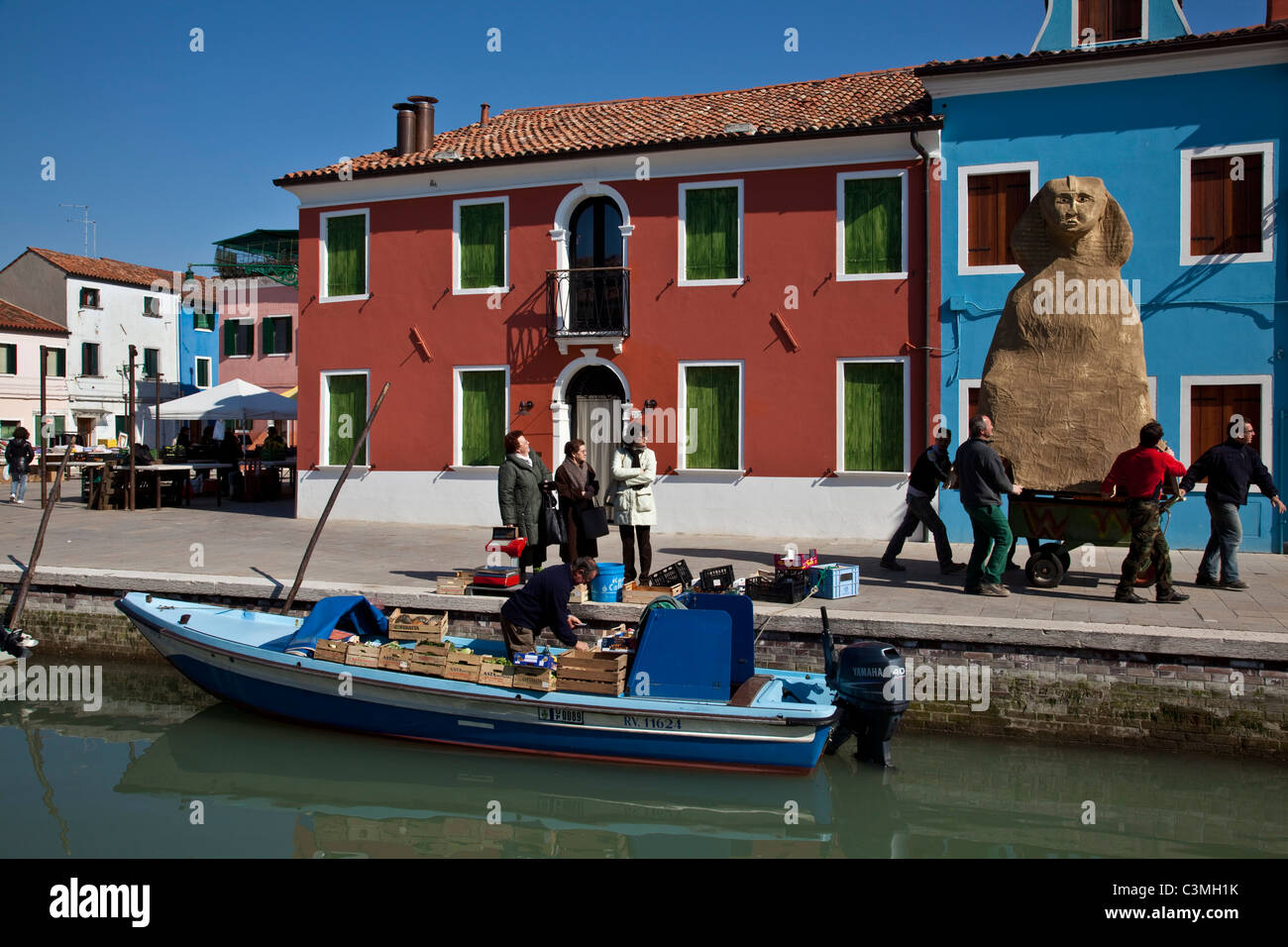 La boutique mobile, l'île de Burano, Venise, Italie Banque D'Images