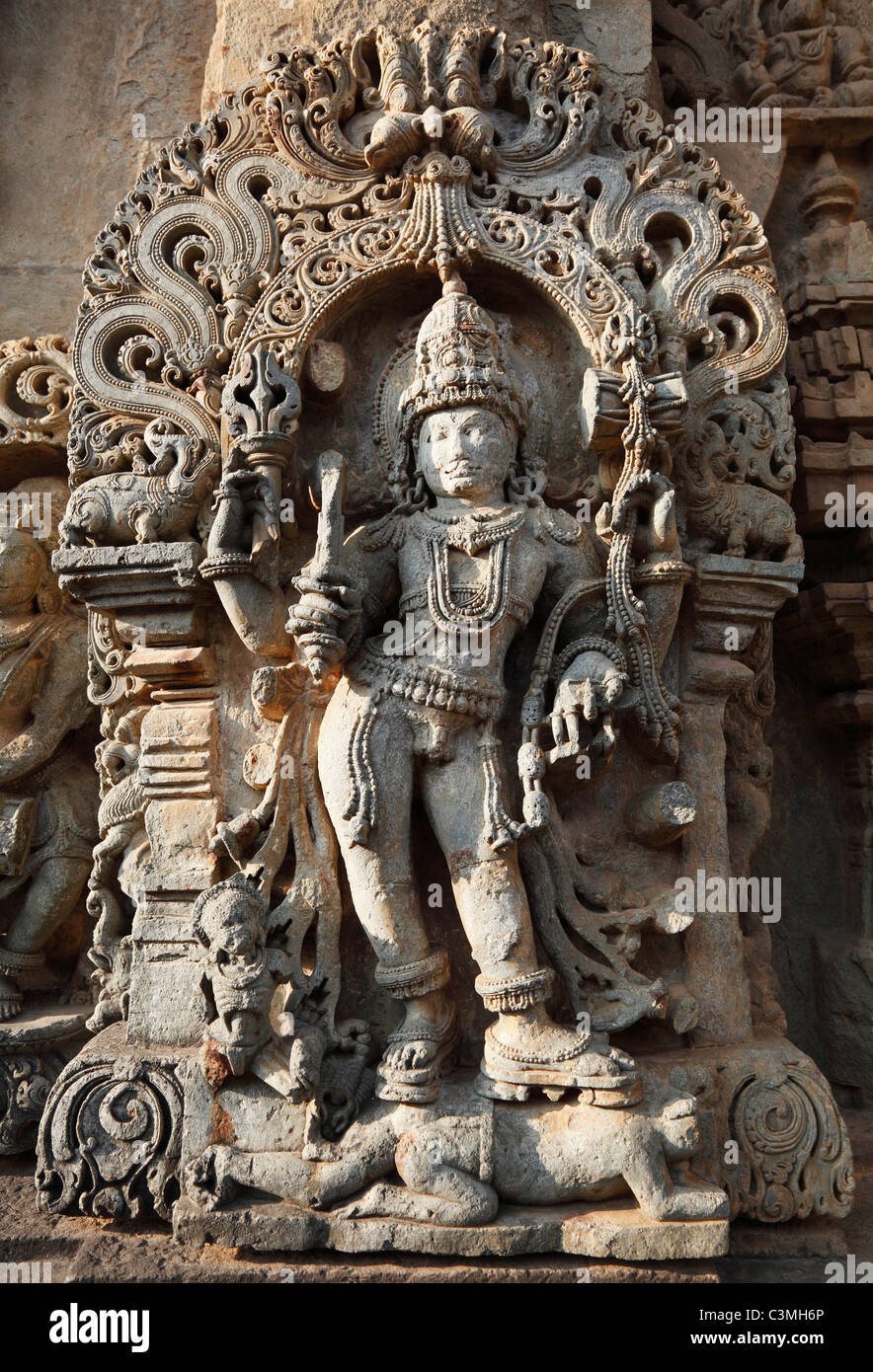 L'Inde, l'Inde du Sud, Karnataka, Belur, vue de chennakesava temple Banque D'Images