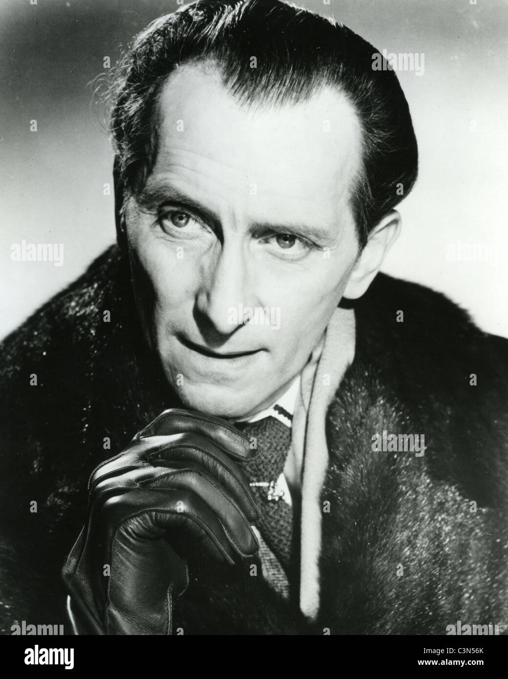 PETER CUSHING (1913-1994) acteur de cinéma britannique Banque D'Images