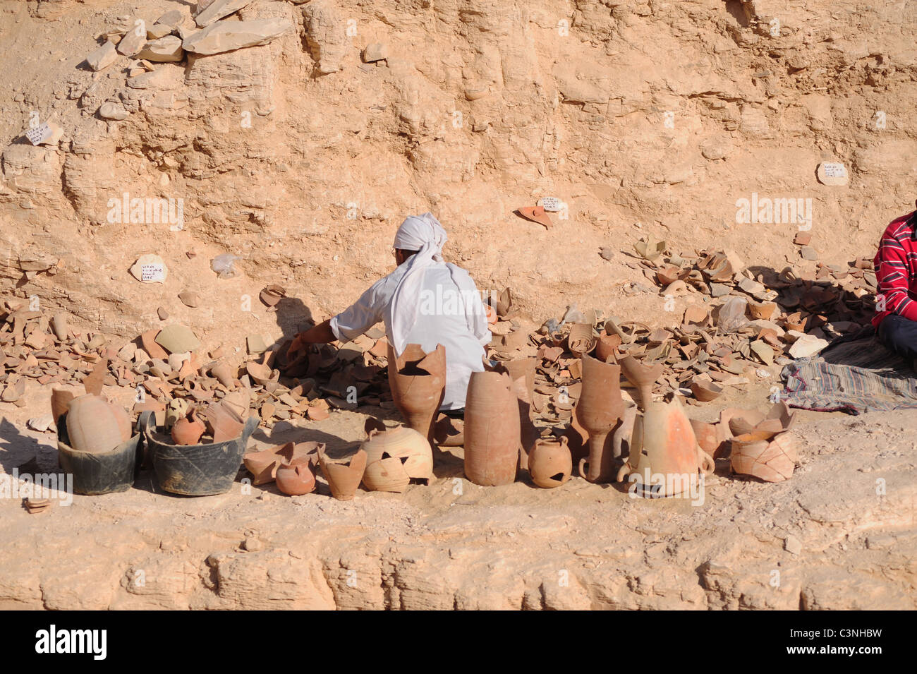 Afrique Moyen-Orient Egypte Nil Louxor Egypte Vallée des Rois les archéologues trouver antiqueties et objets anciens Banque D'Images