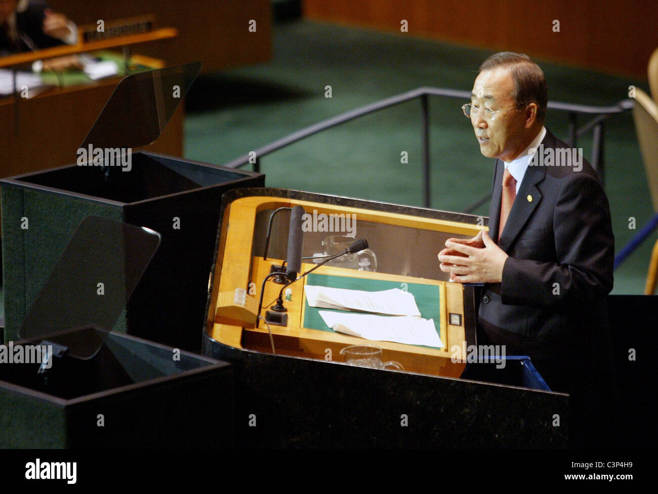 Le Secrétaire Général des Nations Unies Ban Ki-moon prend la parole lors de la 64e Assemblée générale au Siège des Nations Unies, le mois de septembre Banque D'Images