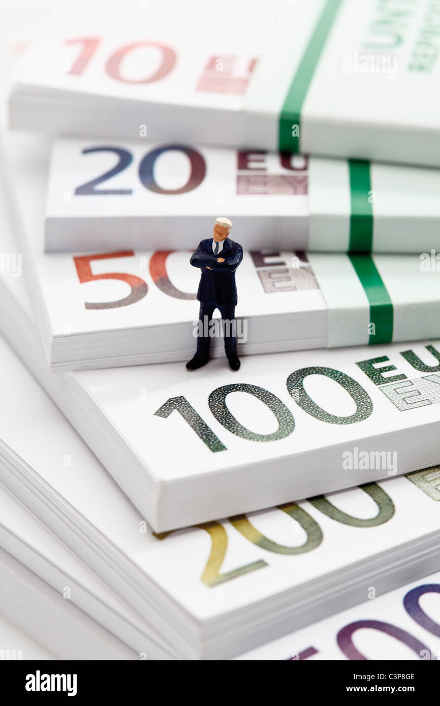 Pile de billets de 200 euros Banque de photographies et d’images à ...