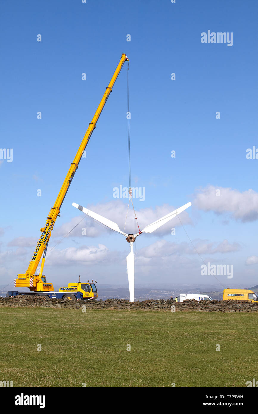 Wind turbine blade, blade 3, grue, green power, vent, nuages, campagne, le pouvoir du vent, Banque D'Images