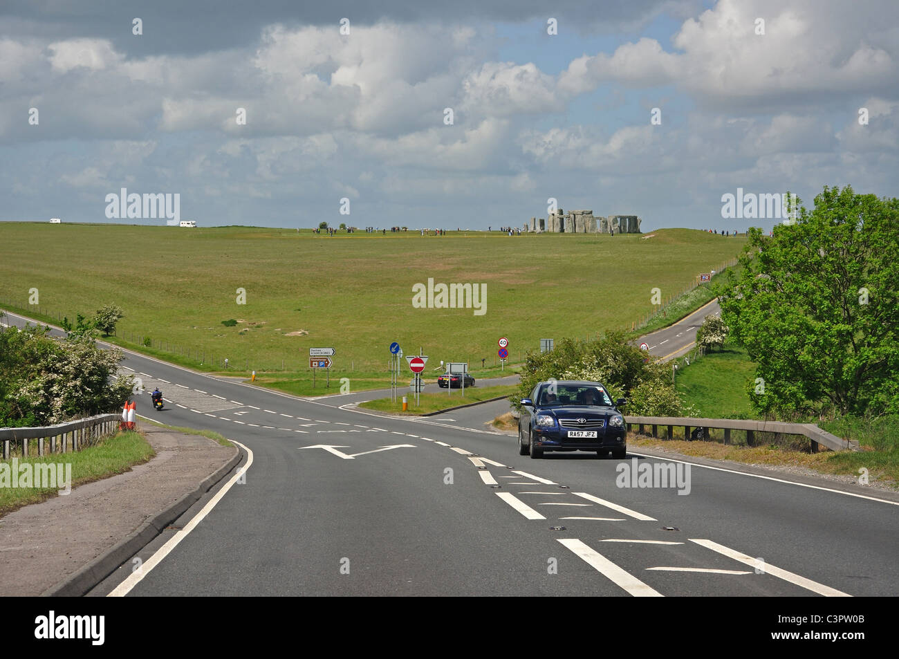 A303 Trunk road à Stonehenge, plaine de Salisbury, Wiltshire, Angleterre, Royaume-Uni Banque D'Images