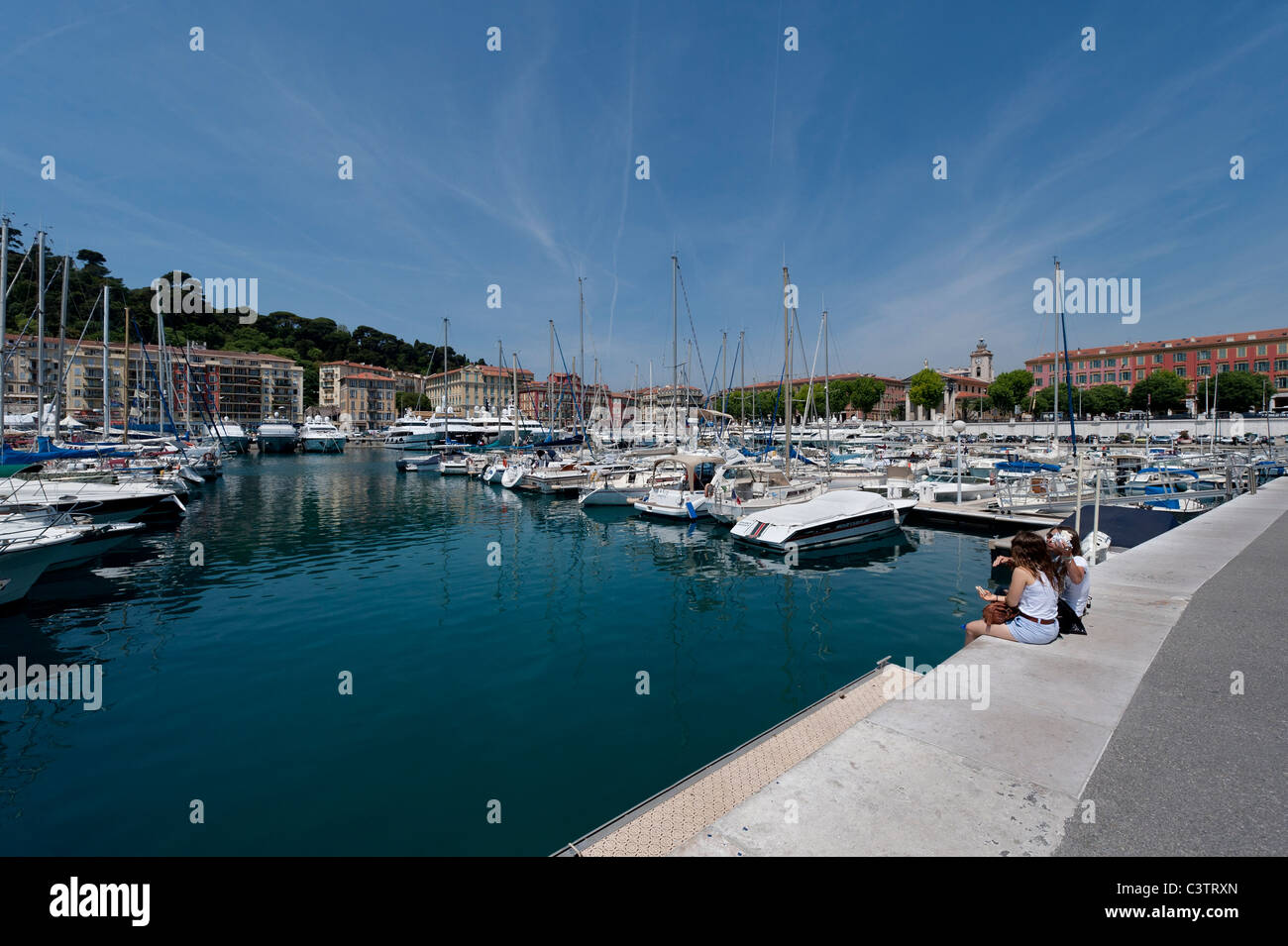 Dans le port de Nice Côte d'Azur, France Banque D'Images
