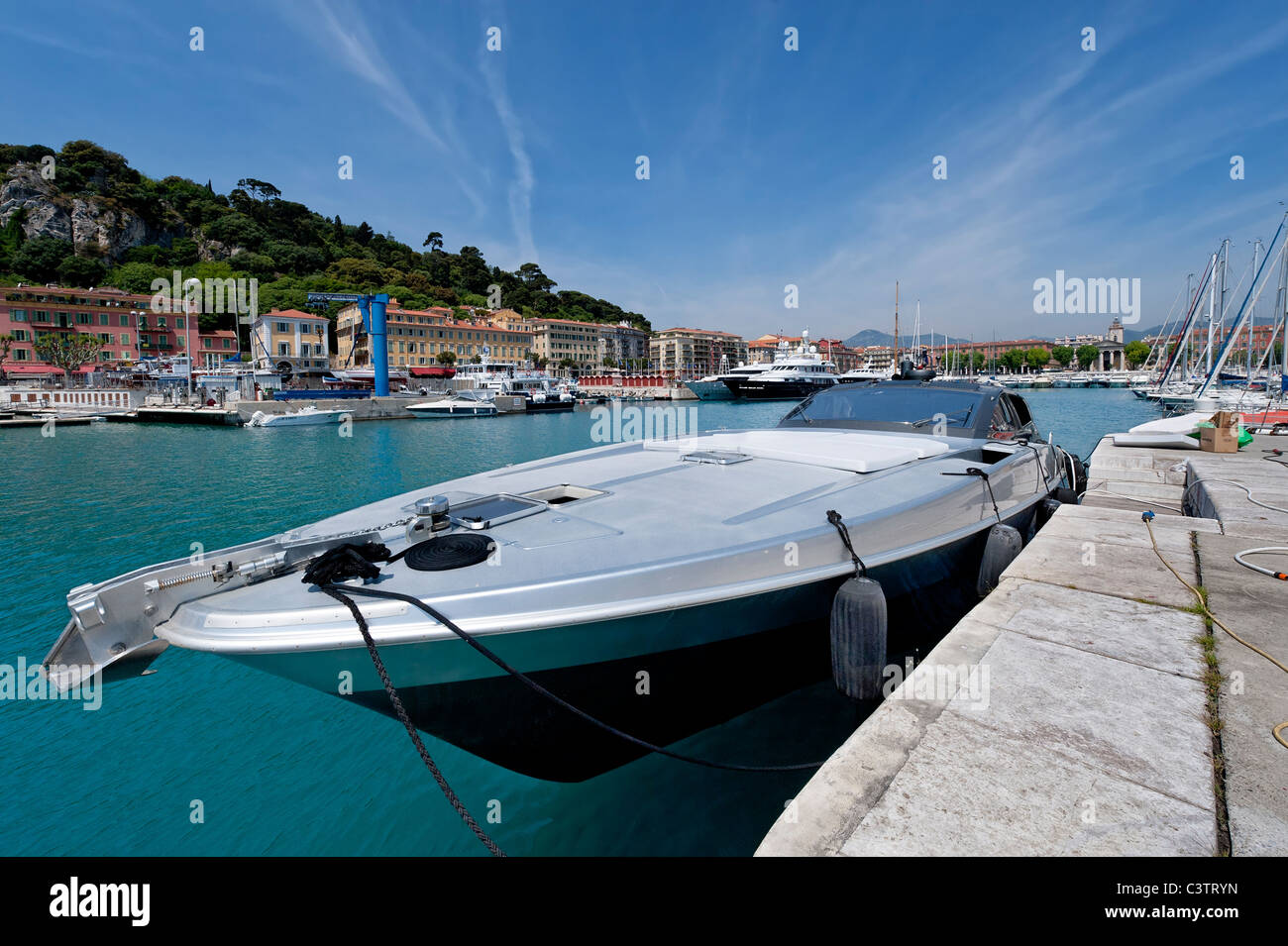 Dans le port de Nice Côte d'Azur, France Banque D'Images