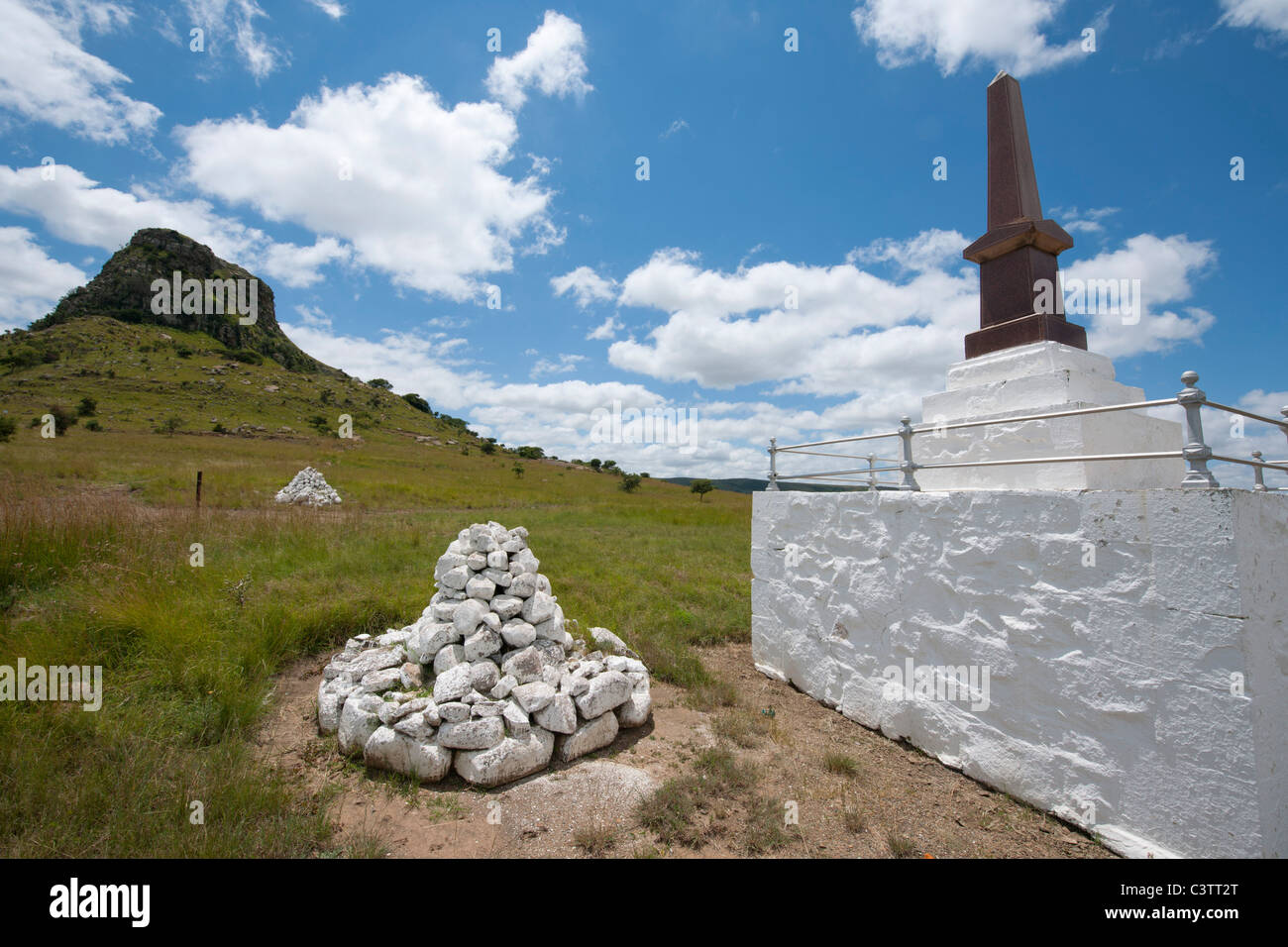 Mémorial à l'armée déchue, l'Isandlwana britannique de bataille, près de Dundee, Afrique du Sud Banque D'Images
