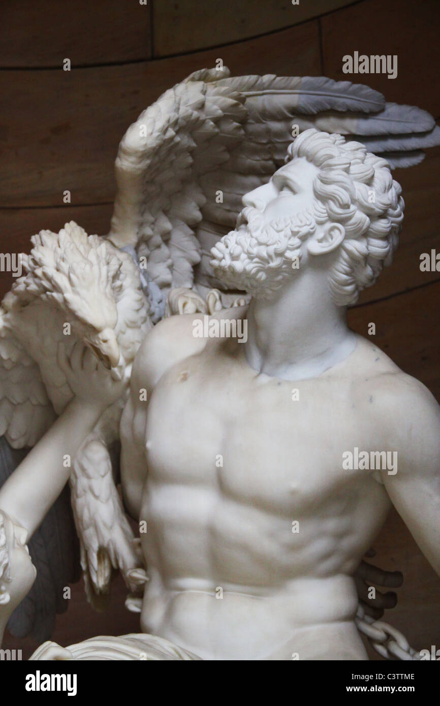 Sculpture De Promethee A L Exterieur De L Ancienne Galerie Nationale Berlin Allemagne Photo Stock Alamy