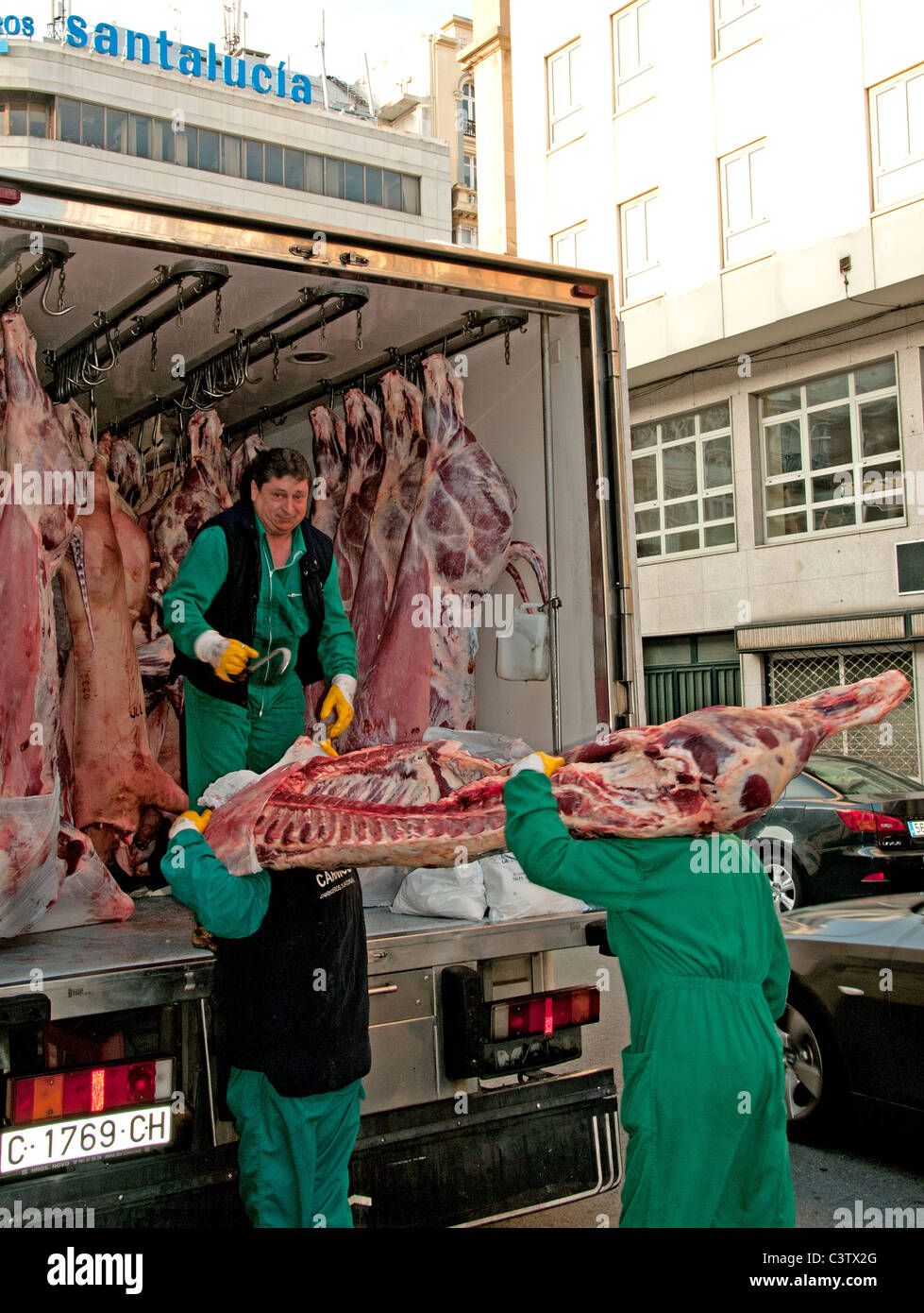 Voiture de transport, Coruna Espagne, boucher espagnol, boucherie, commerce de jambon, porc de vache Banque D'Images