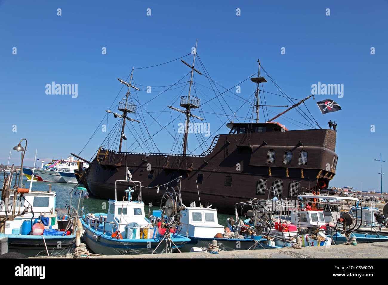 La Perle Noire de bateau, Ayia Napa, Chypre Banque D'Images