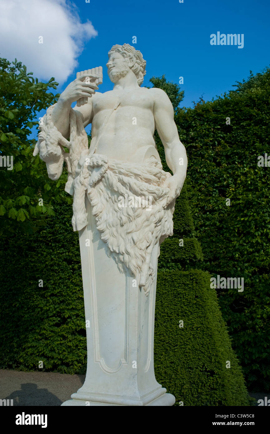 Versailles, France, gros plan, Art public, scènes de parc urbain, sculpture classique exposée dans les jardins du jardin du Château de Versailles 'Pan' Banque D'Images