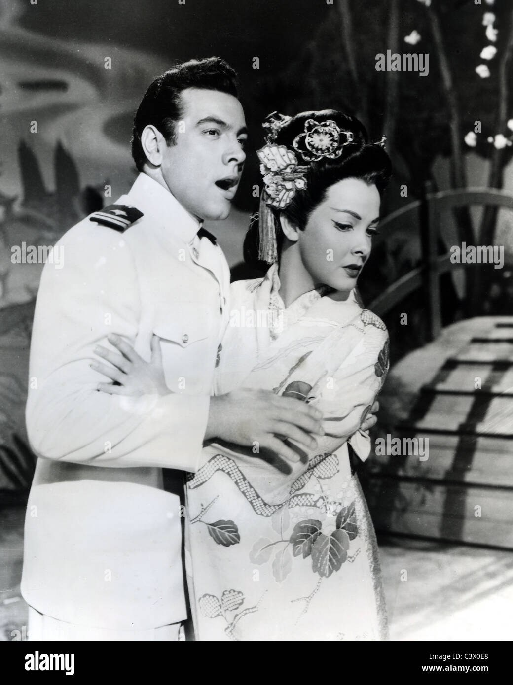 Le PAIN DE LA NOUVELLE ORLÉANS 1950 MGM film avec Mario Lanza et Kathryn Grayson dans une scène de Madame Butterfly Banque D'Images