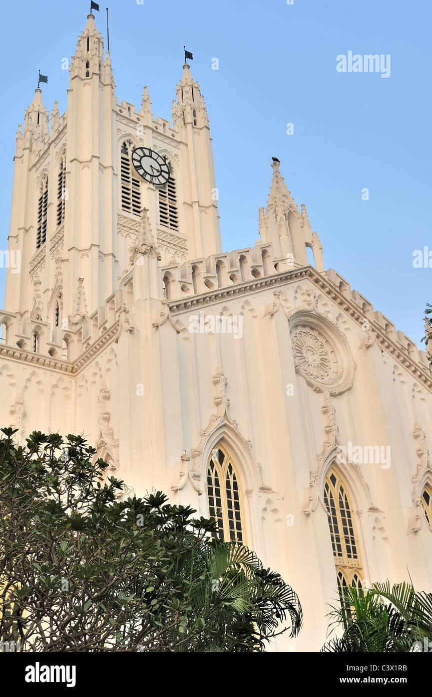 Tour de l'horloge de la Cathédrale St Paul, Calcutta Banque D'Images