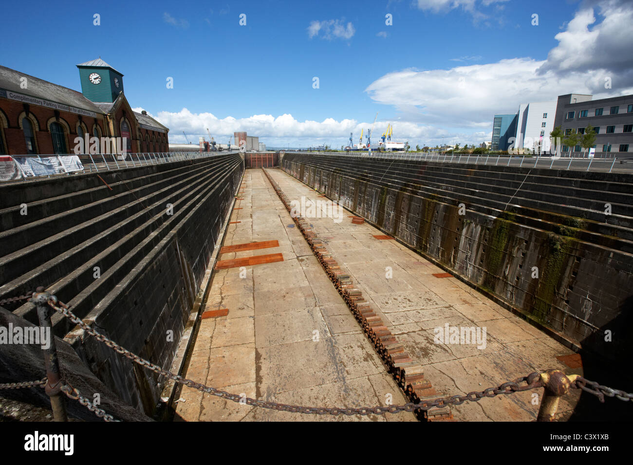 Thompsons graving dock où le Titanic a été construit le Titanic Quarter queens island belfast irlande du nord uk Banque D'Images
