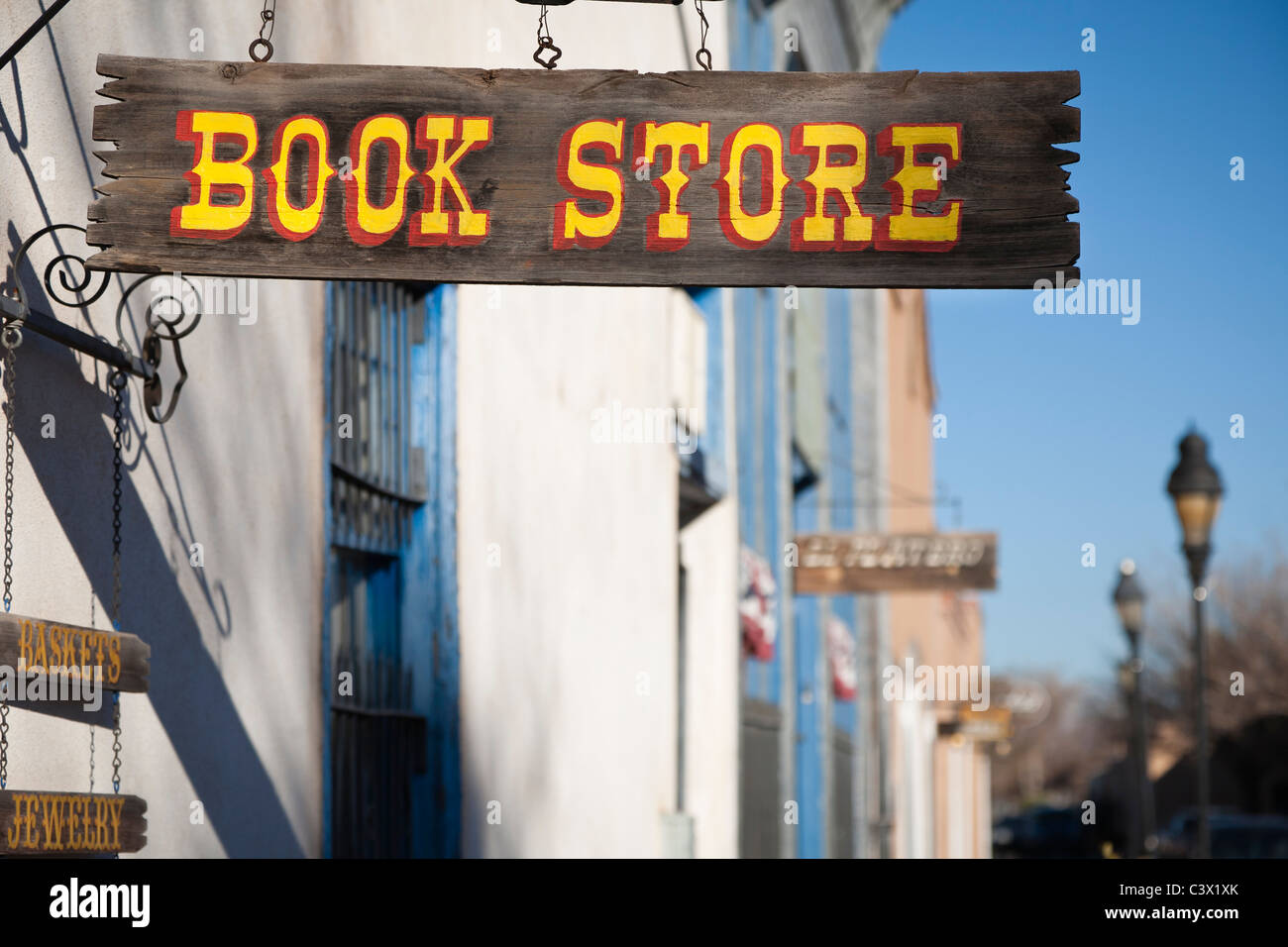 Book Store Sign, Détail, rustique, La Mesilla, Nouveau Mexique Banque D'Images