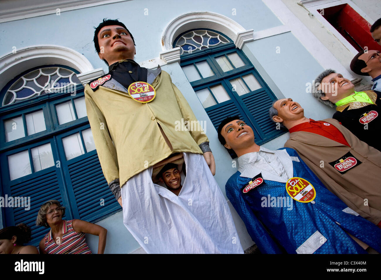 Brésil, Olinda, Giant Puppets papier mâché utilisés dans carnival appelé Bonecos Gigantes de Olinda. Banque D'Images