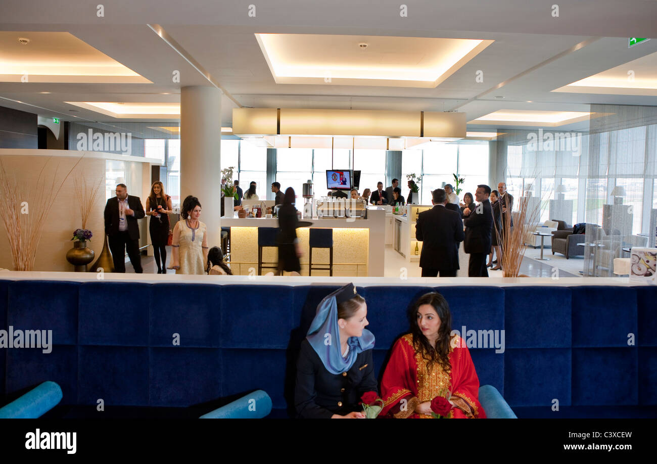 La Gulf Air Première et Classe Affaires, Salon d'embarquement à l'aéroport de Heathrow. Banque D'Images