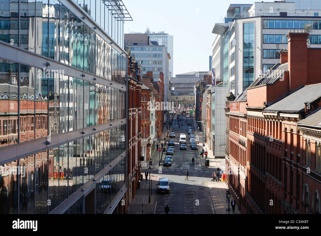 Paysage urbain de Birmingham montrant le quartier des affaires et de Saint Colmore Phillips cathédrale. Banque D'Images