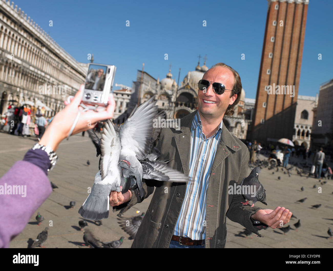 Couple à Venise, à prendre des photos Banque D'Images