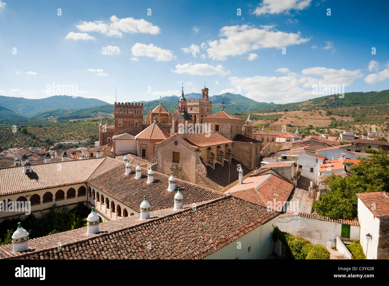 L'Espagne, l'Europe, l'Estrémadure, Guadalupe, cloître, monastère, l'UNESCO, patrimoine culturel mondial, national Parador Banque D'Images