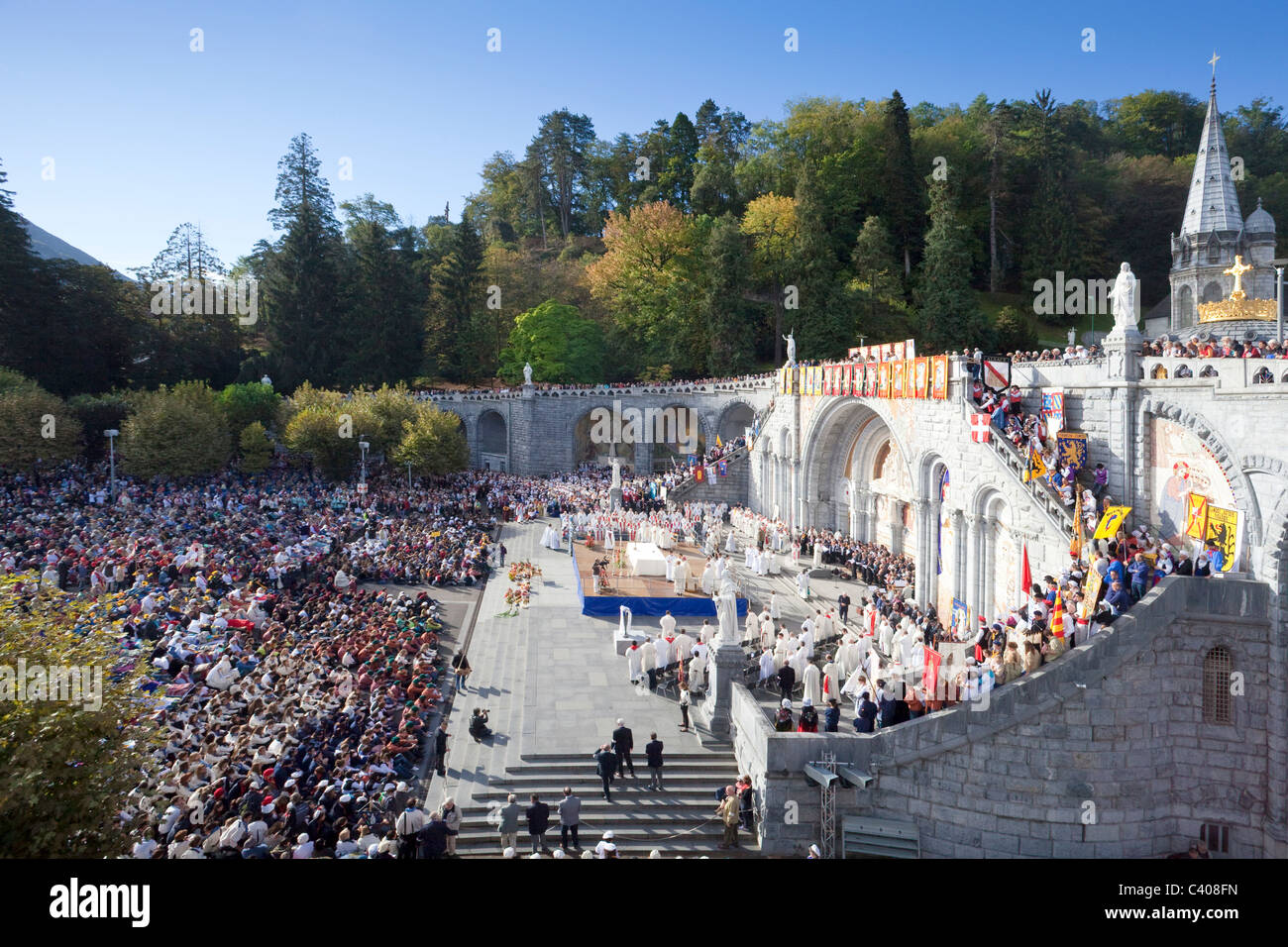 France, Europe, Lourdes, Pyrénées, lieu de pèlerinage, l'espoir, miracle, mobilité, nuit, les croyants, les créanciers, la religion Banque D'Images