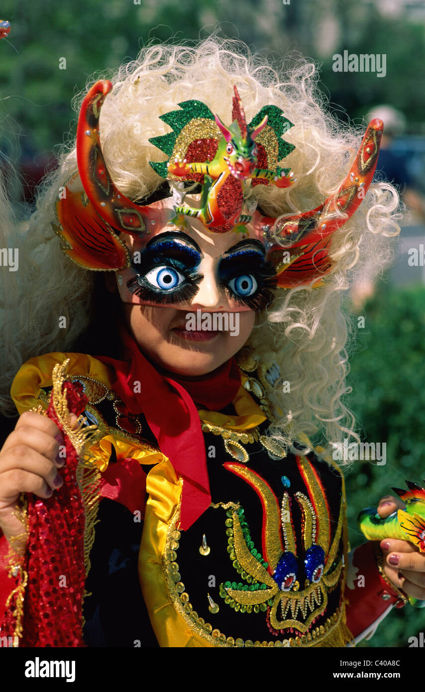La Bolivie, l'Amérique du Sud, Carnaval, Costume, Devil, Devil's, yeux,  Festival, vacances, cornes, individu, monument, masque, Oruro, ou Photo  Stock - Alamy